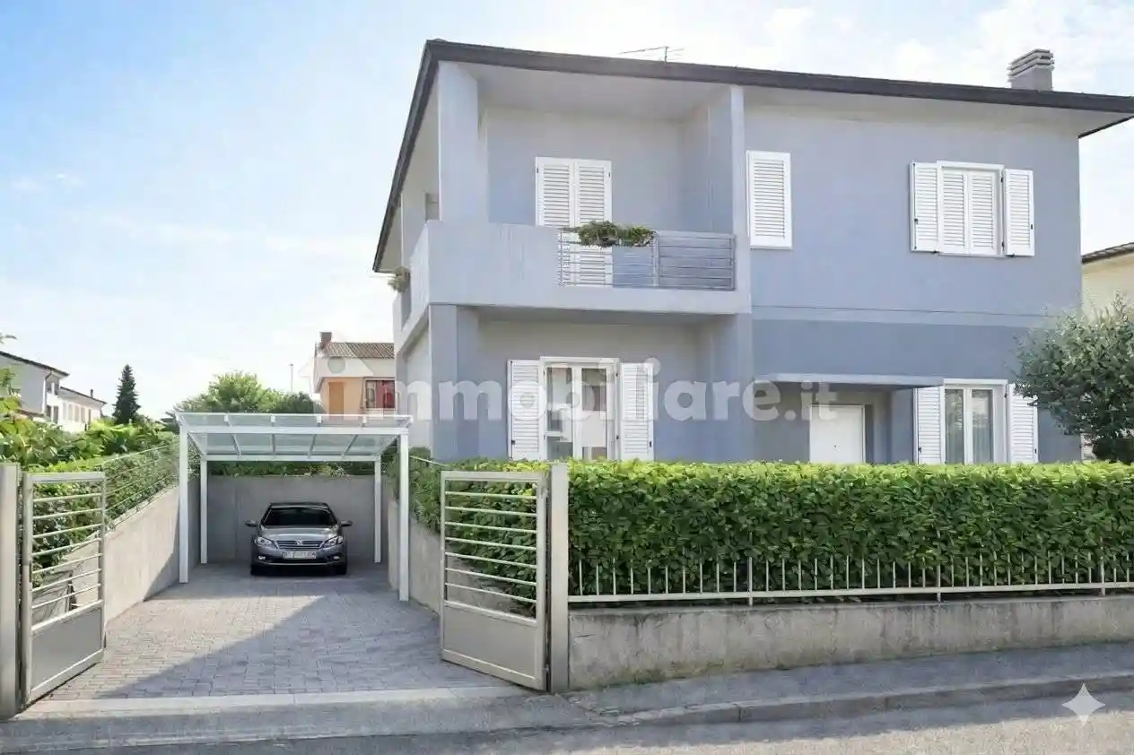 Appartamento in vendita a Verona