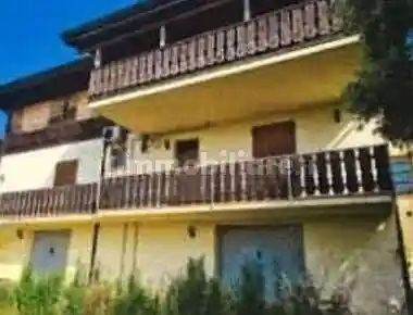 Casa indipendente in vendita a Roncofreddo