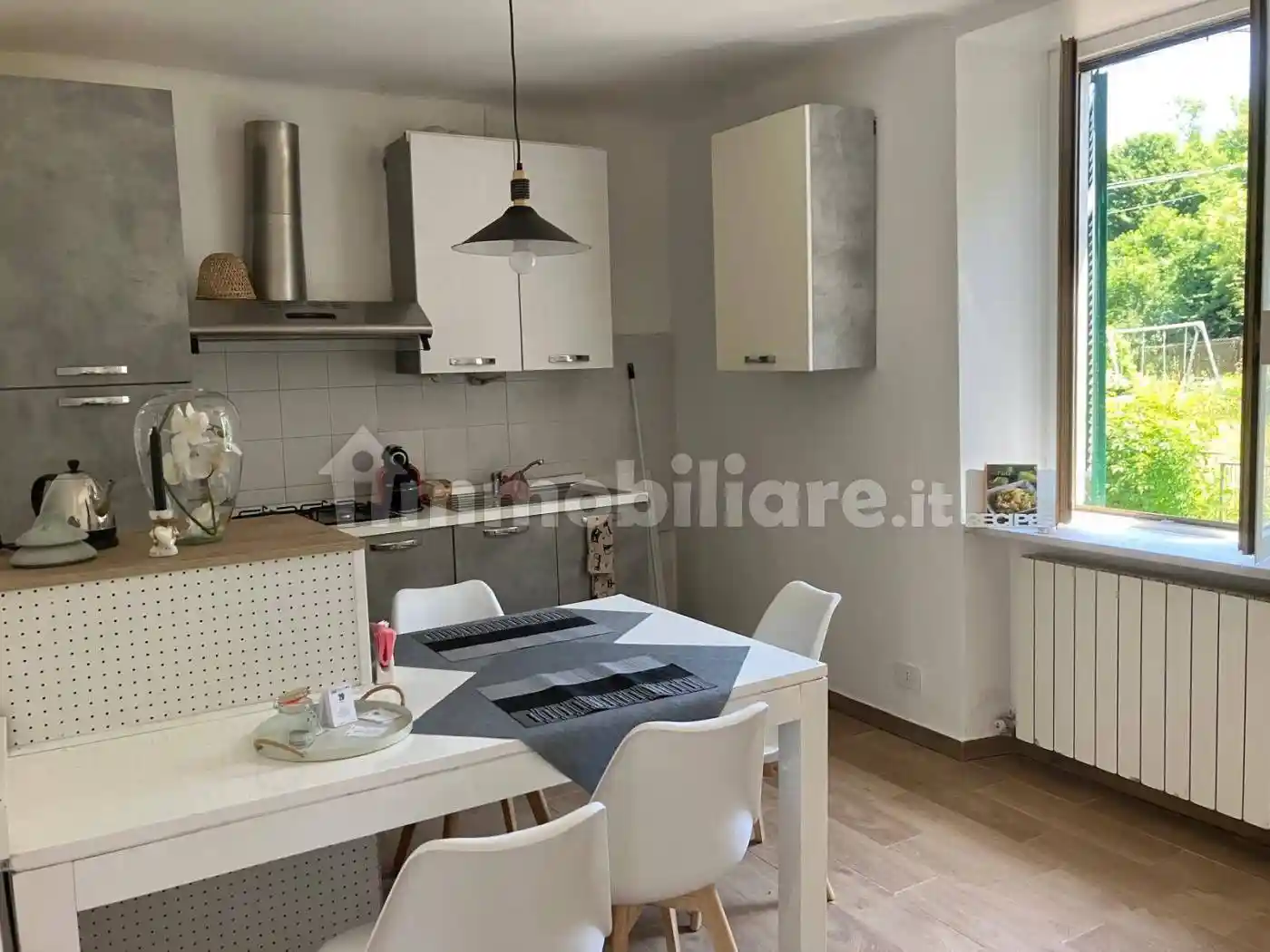 Appartamento in vendita a Cadegliano-Viconago