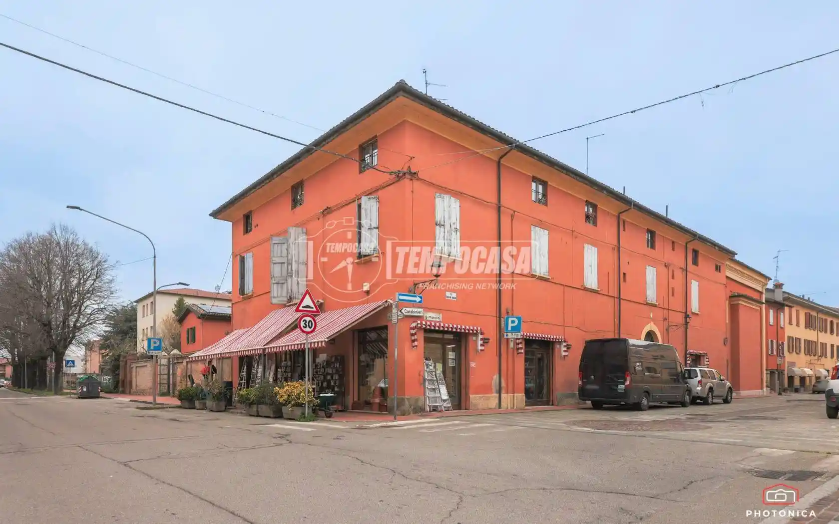 Palazzo - Edificio in vendita a Valsamoggia