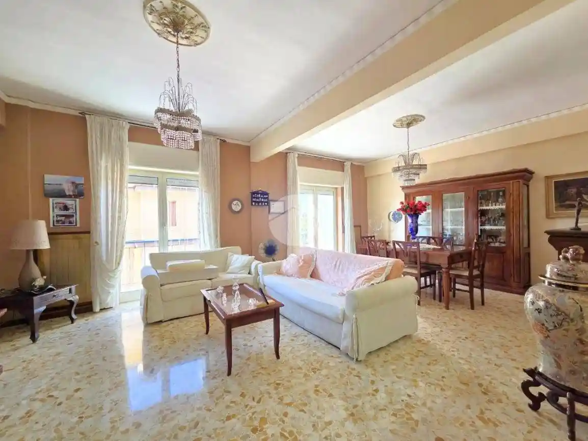 Appartamento in vendita a Casoria