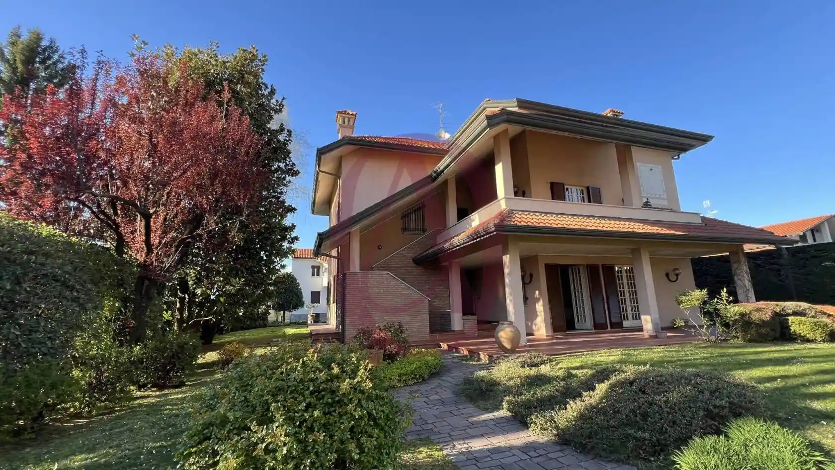 Villa in vendita a Gorla Maggiore