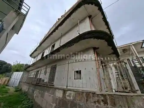 Palazzo - Edificio in vendita a Caserta