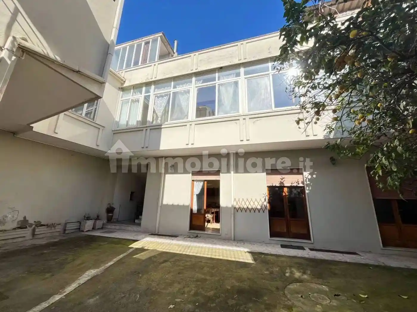 Villa in vendita a Casapulla