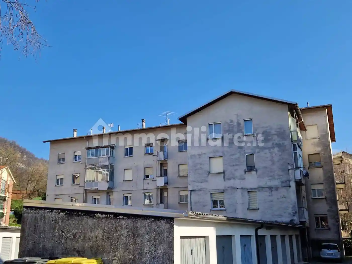 Appartamento in vendita a Borgosesia