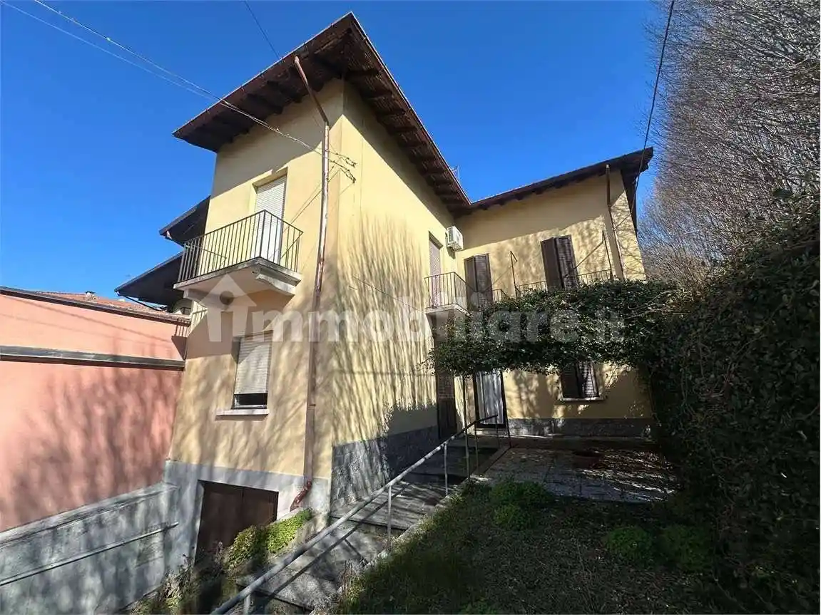 Casa indipendente in vendita a Taino
