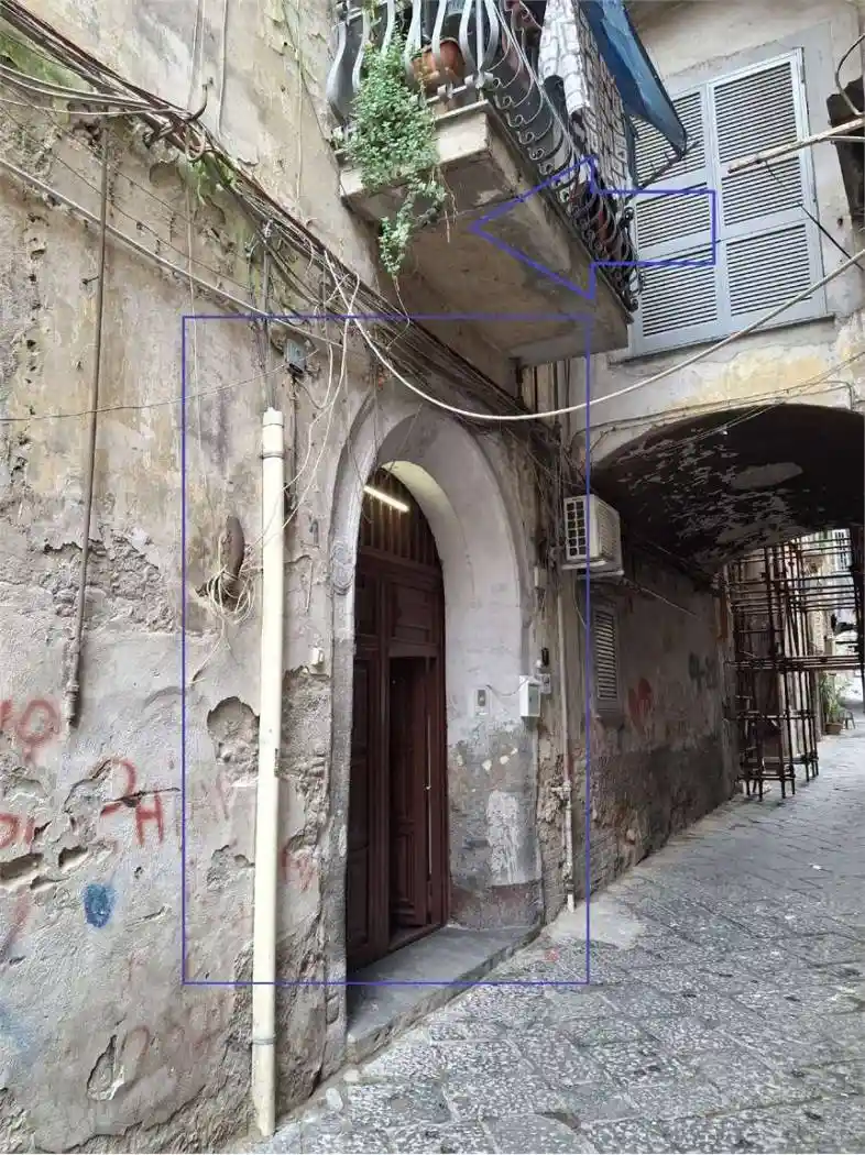 Appartamento in vendita a Napoli