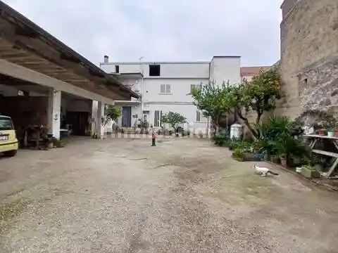 Villa in vendita a Macerata Campania