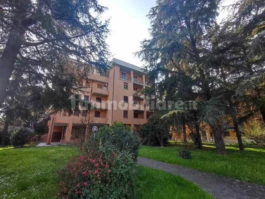 Appartamento in affitto a Imola