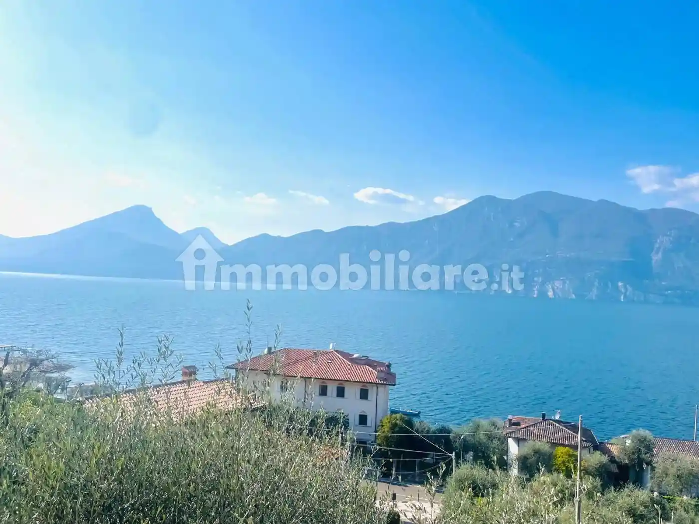 Villa in vendita a Brenzone sul Garda