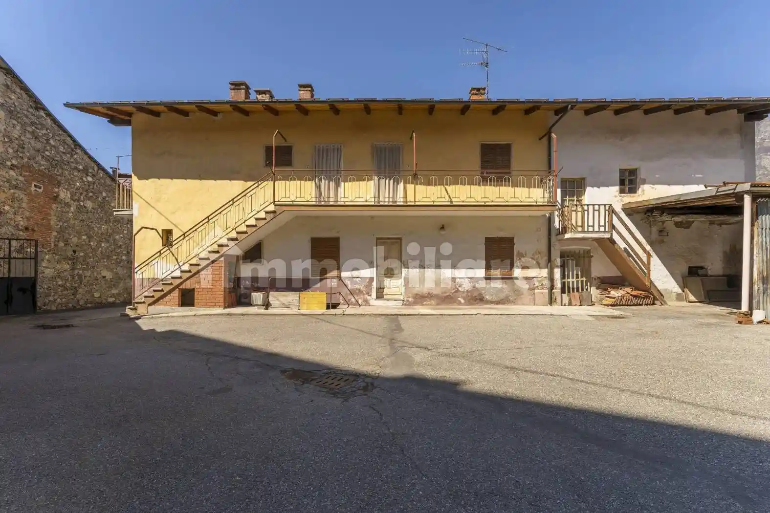 Casa indipendente in vendita a Demonte