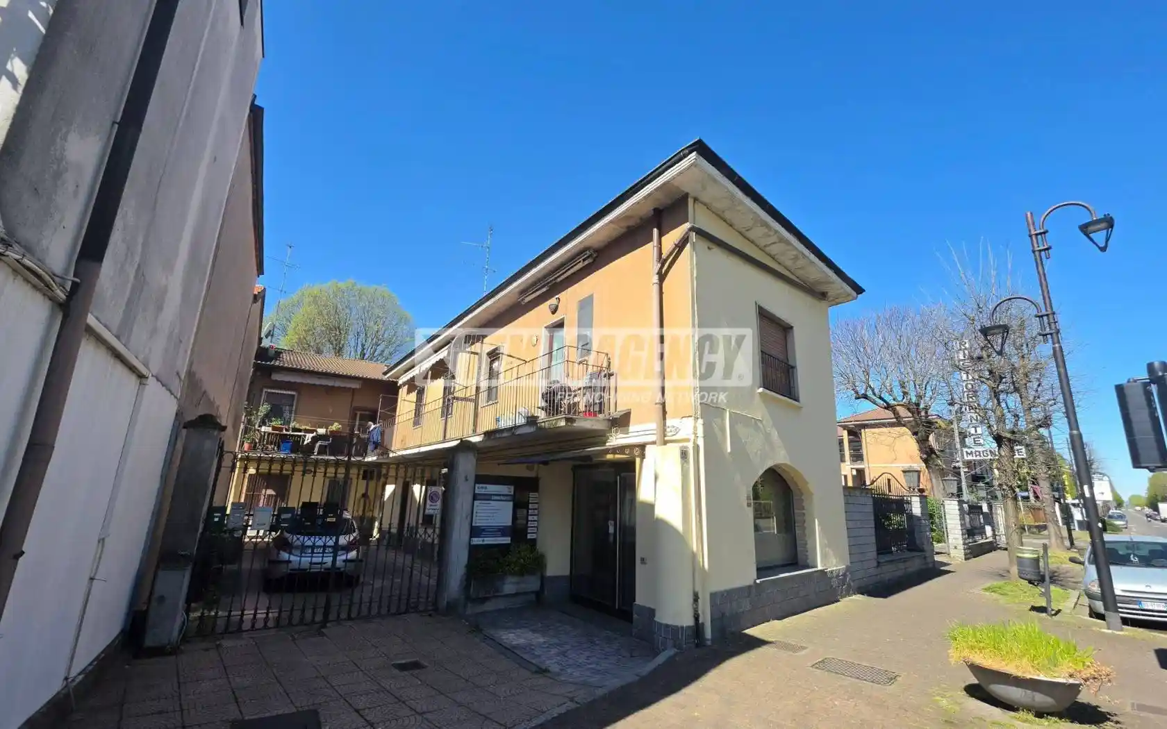 Appartamento in vendita a Garbagnate Milanese