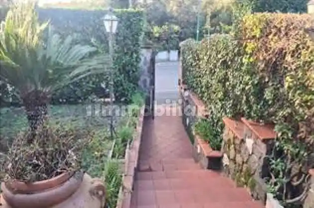 Villetta a schiera in vendita a Grottaferrata