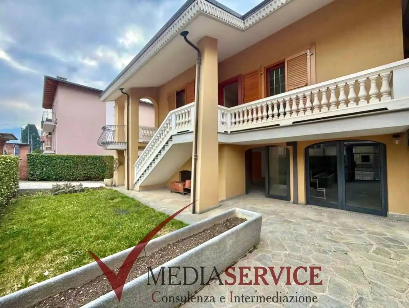 Villa in vendita a Roccavione