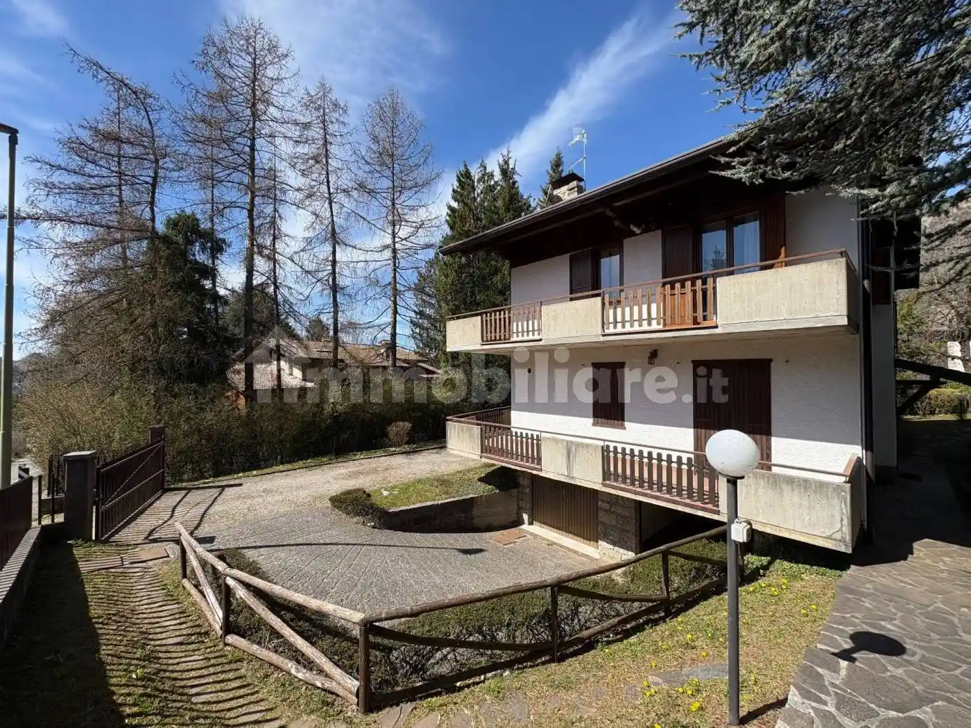 Appartamento in vendita a Castione della Presolana