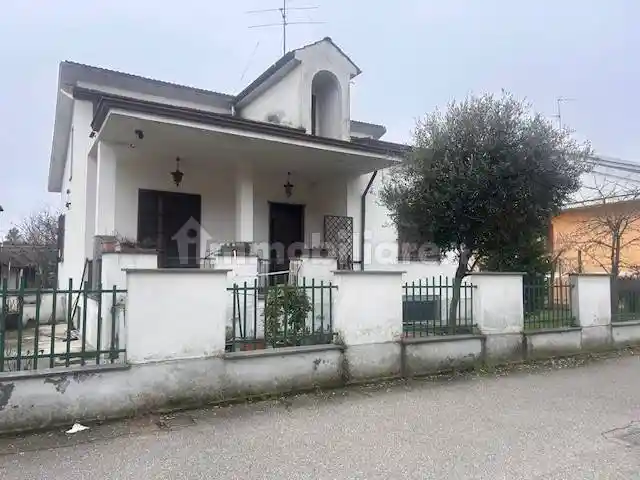 Villa in vendita a Vigevano