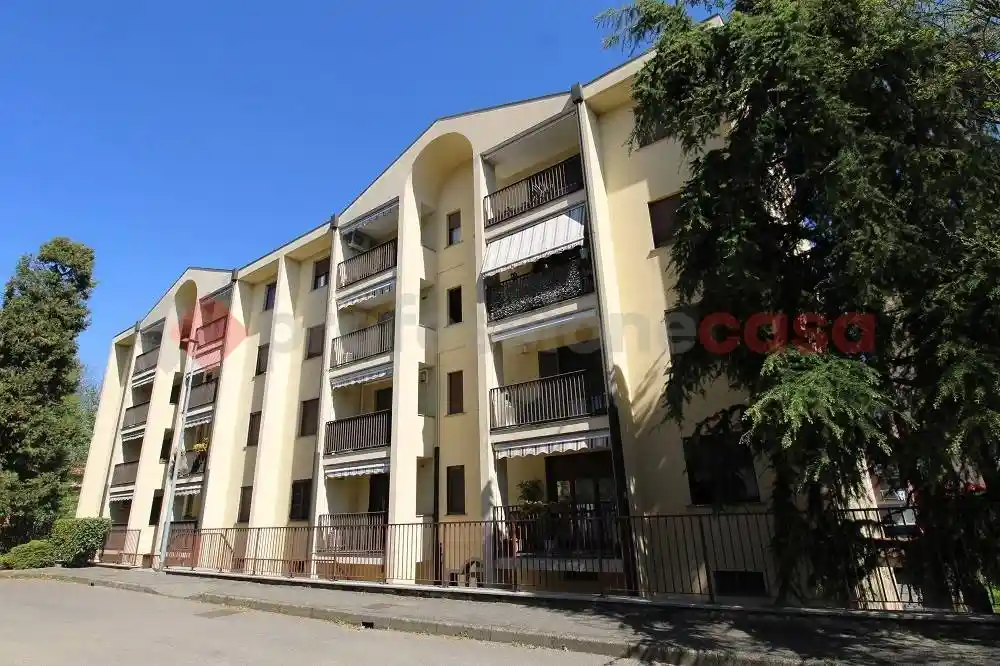 Appartamento in vendita a Vaprio d'Adda