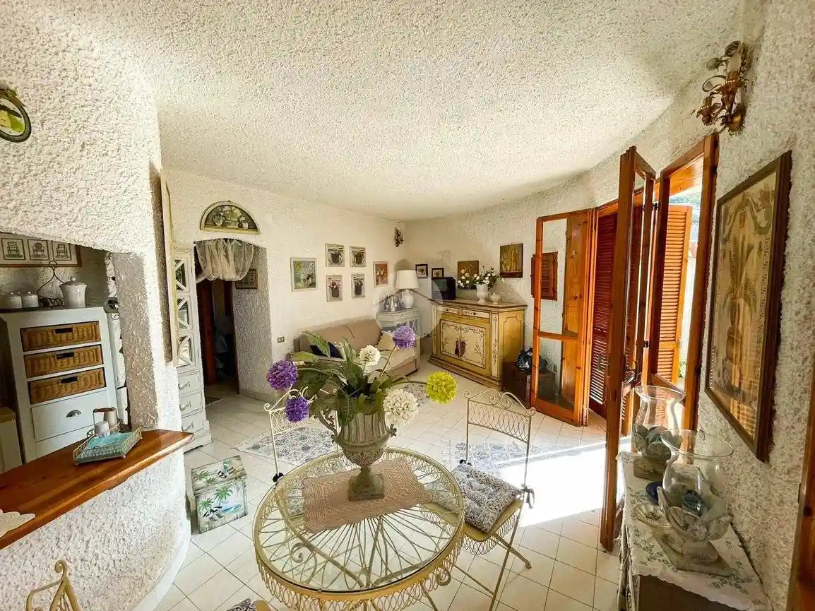 Villa in vendita a Falconara Albanese