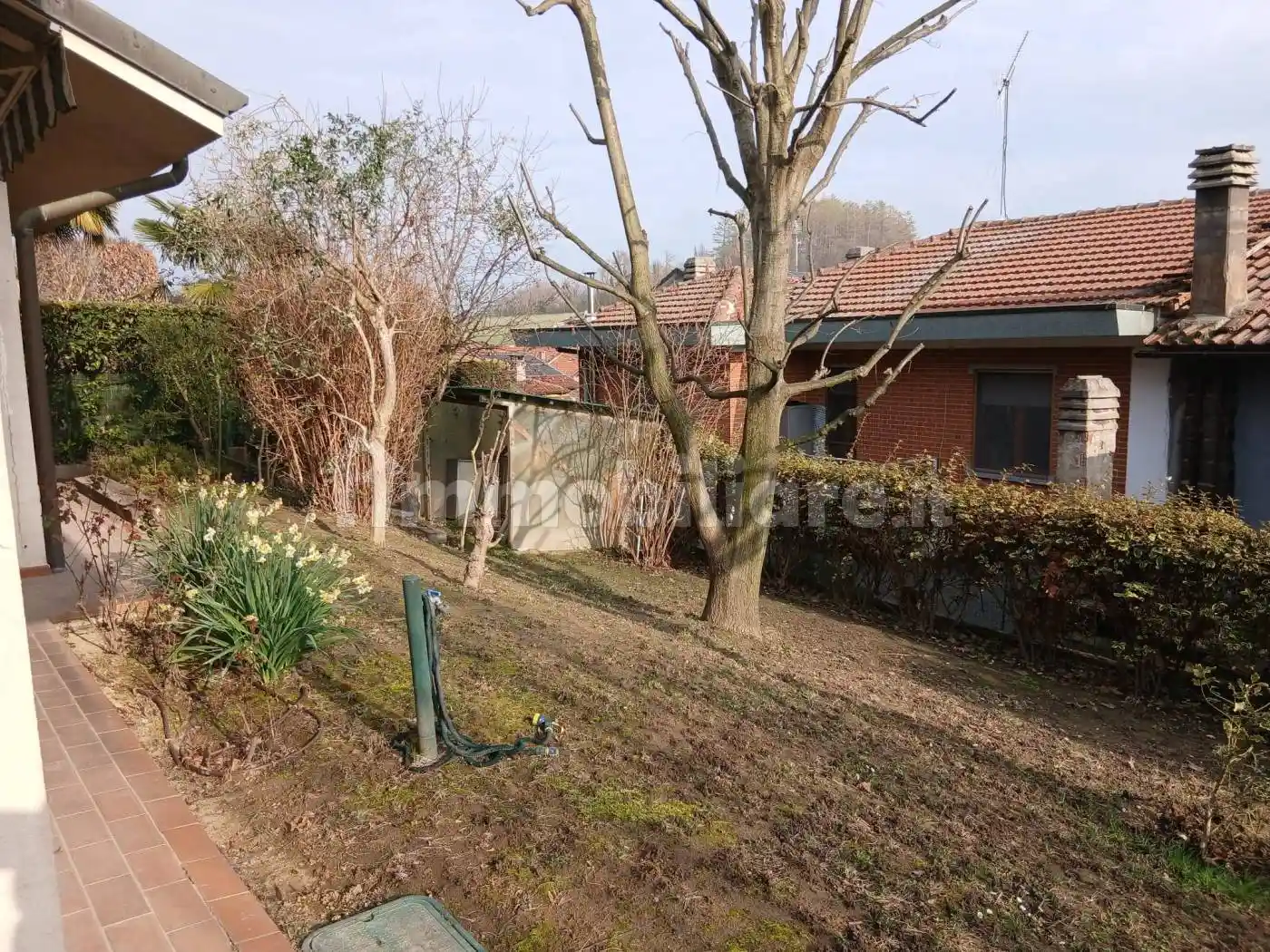 Villa in vendita a Andezeno