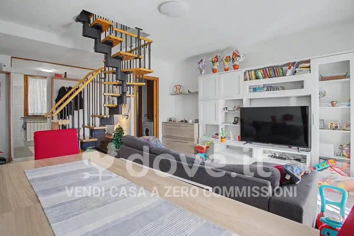 Appartamento in vendita a Montegrino Valtravaglia