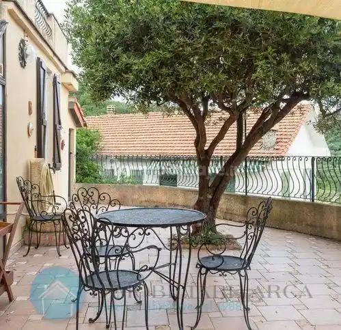 Appartamento in vendita a Celle Ligure