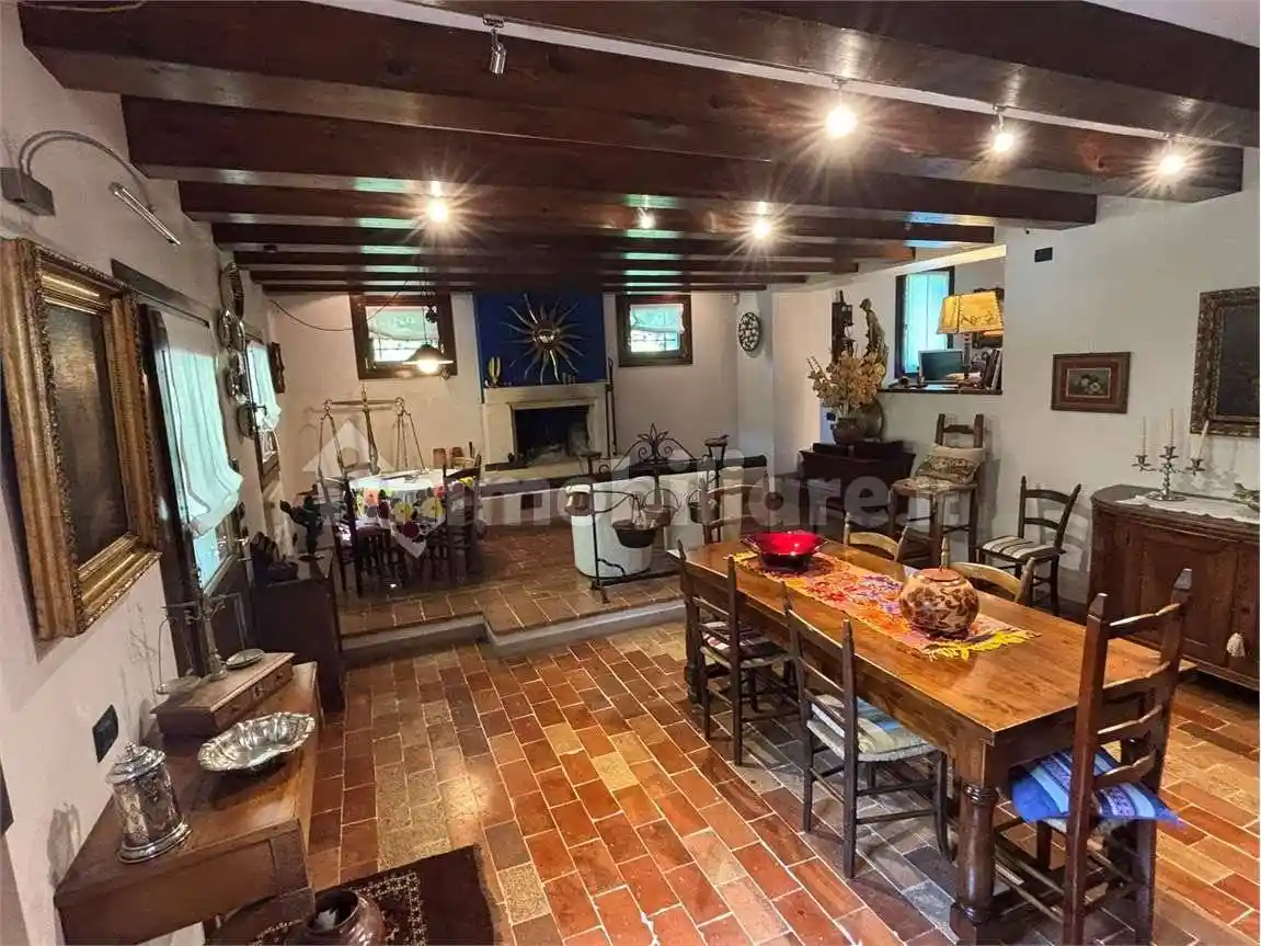 Casa indipendente in vendita a Follina