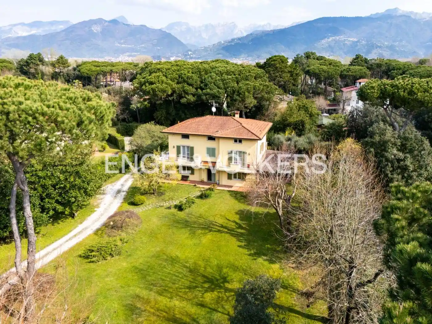 Villa in vendita a Massa