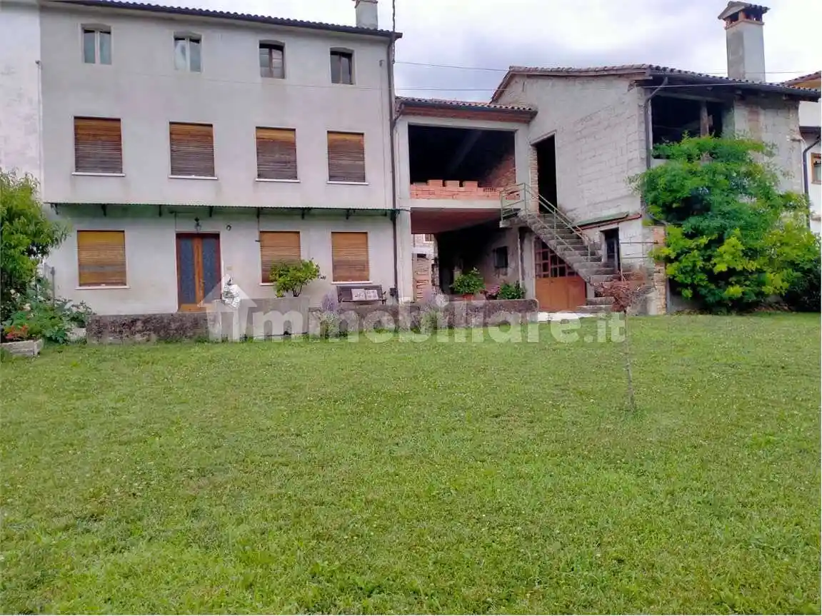 Casa indipendente in vendita a Miane