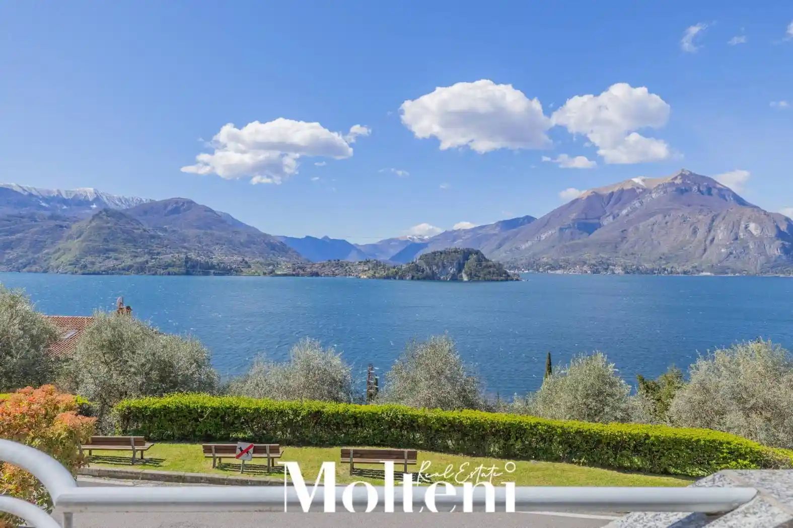 Villa in vendita a Varenna