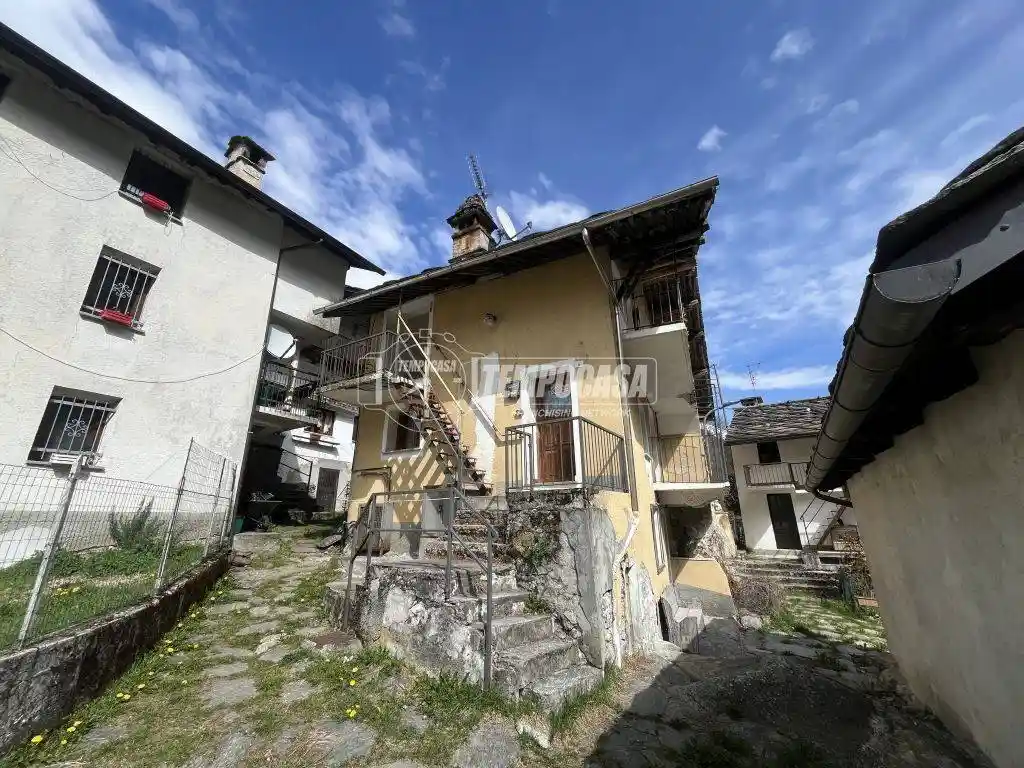 Casa indipendente in vendita a Locana