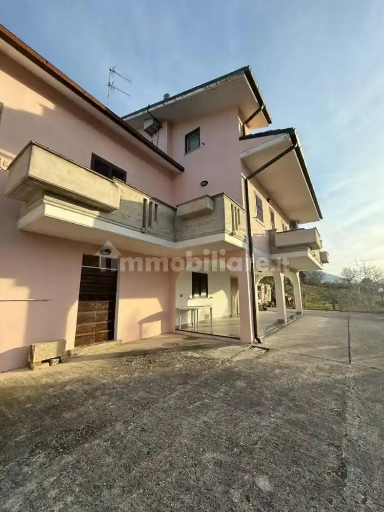 Villa in vendita a Pietranico