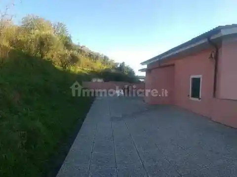 Appartamento in affitto a Celle Ligure