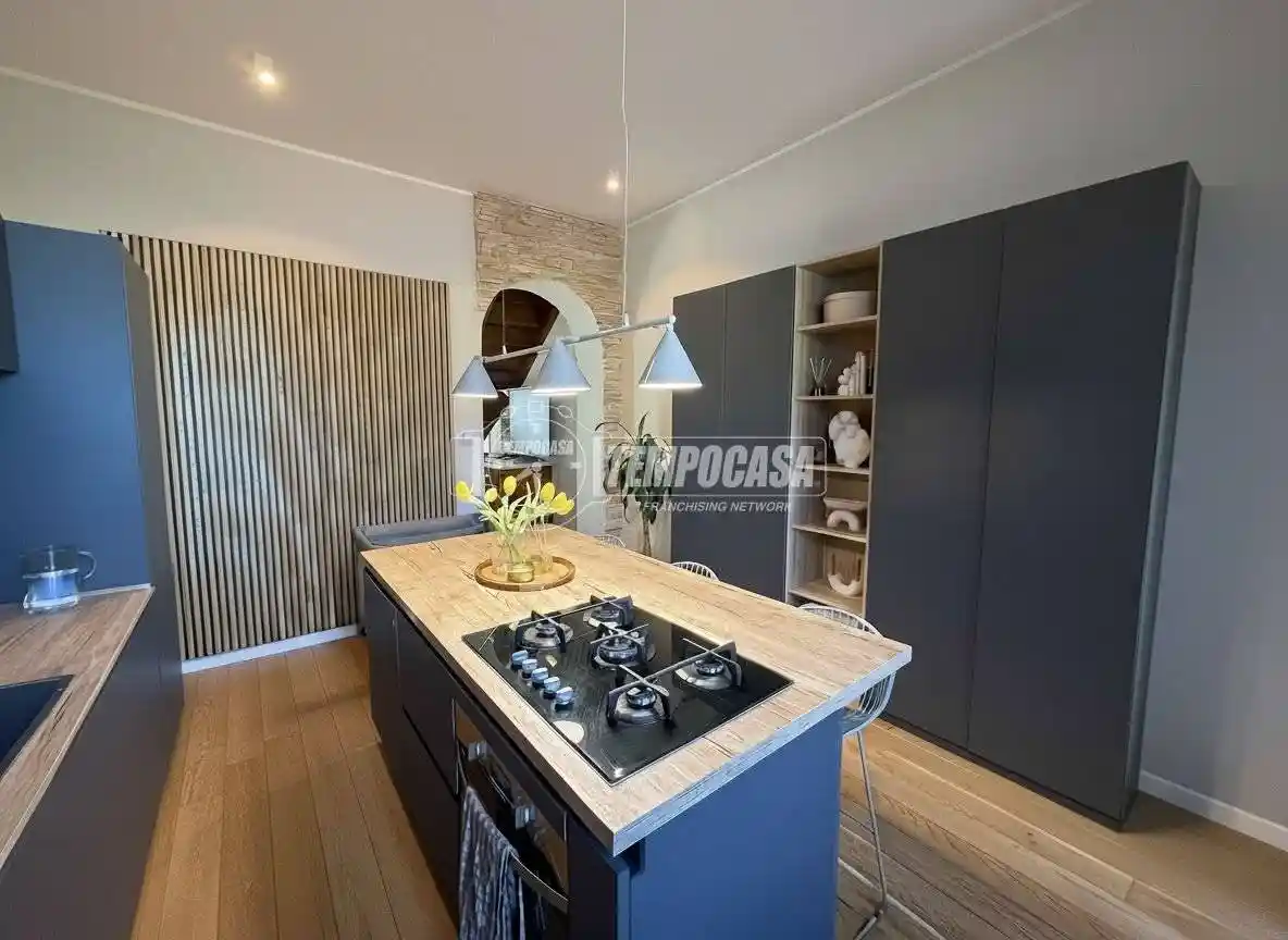 Appartamento in vendita a Monza