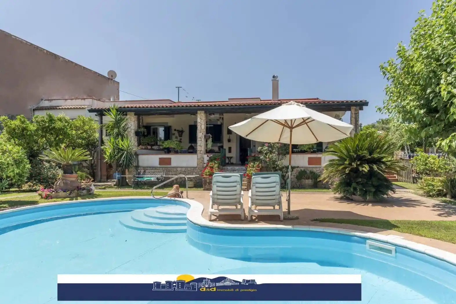 Villa in vendita a Pozzuoli