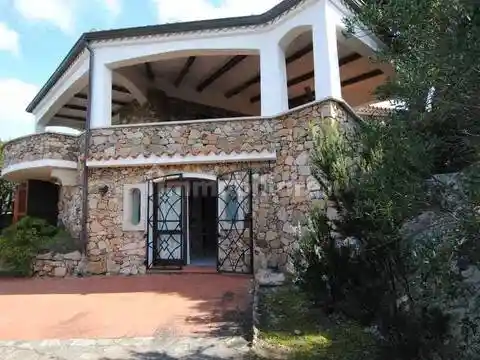 Villa in vendita a Arzachena
