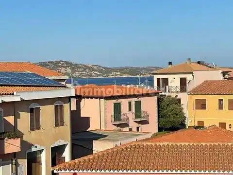 Appartamento in vendita a Palau