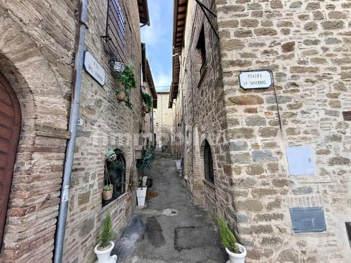 Casa indipendente in vendita a Bettona