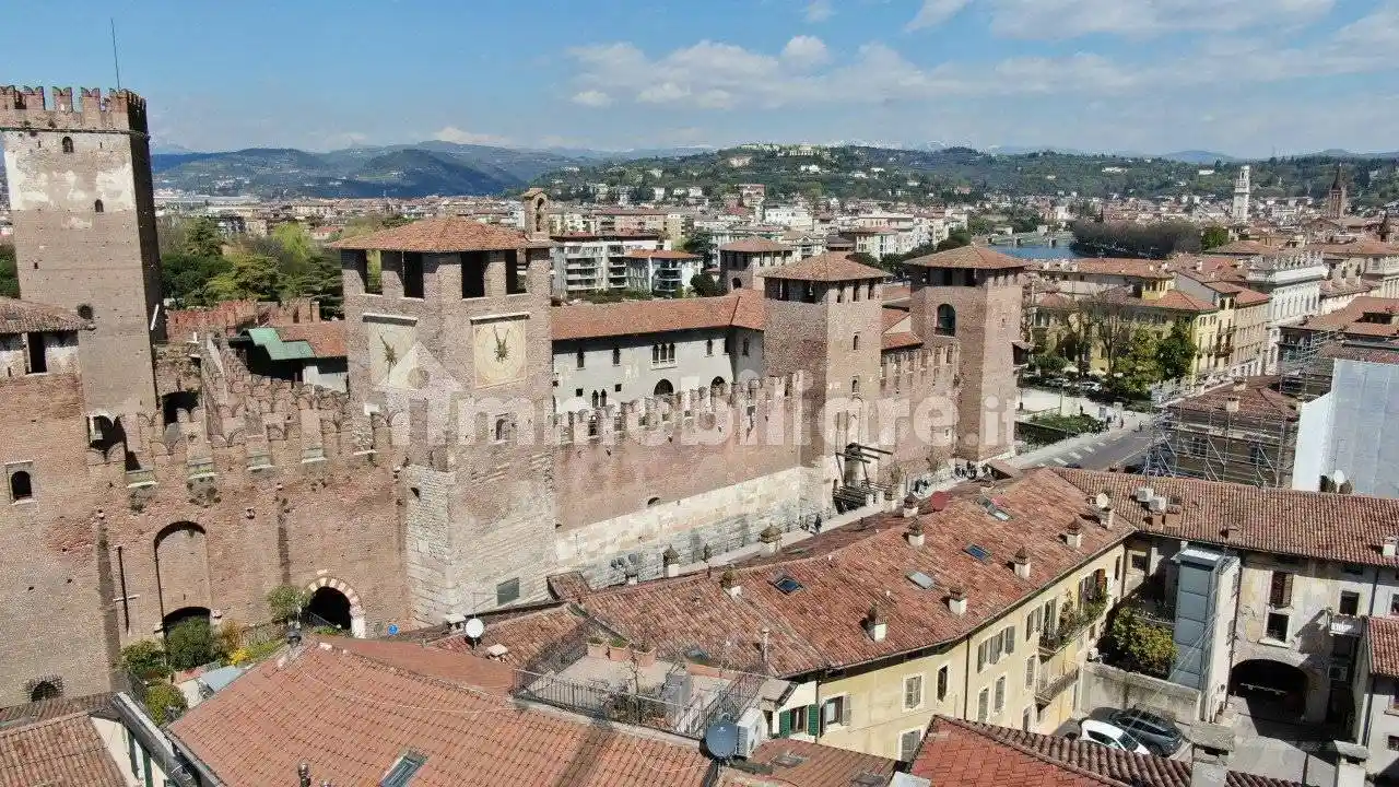 Attico - Mansarda in vendita a Verona