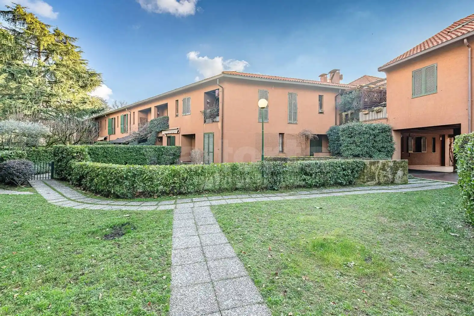 Appartamento in affitto a Monza