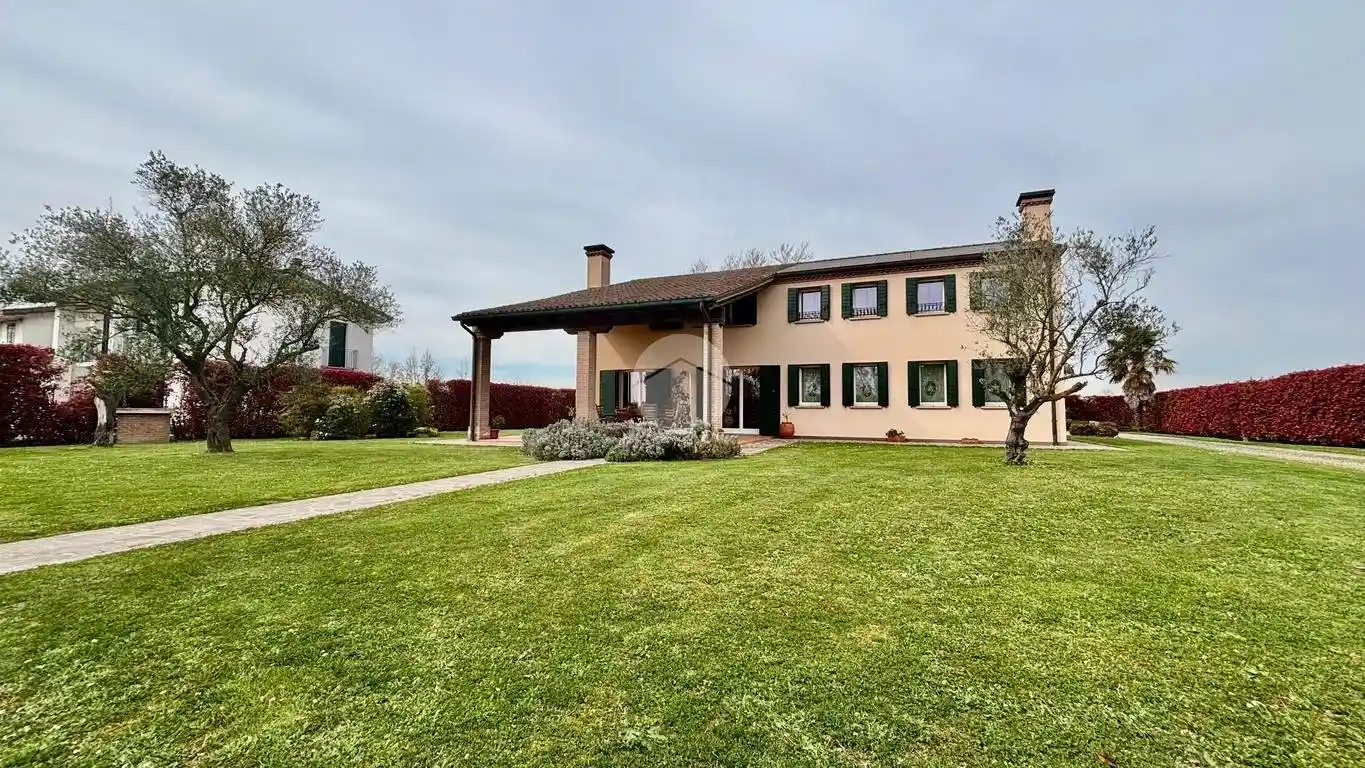 Villa in vendita a Saonara