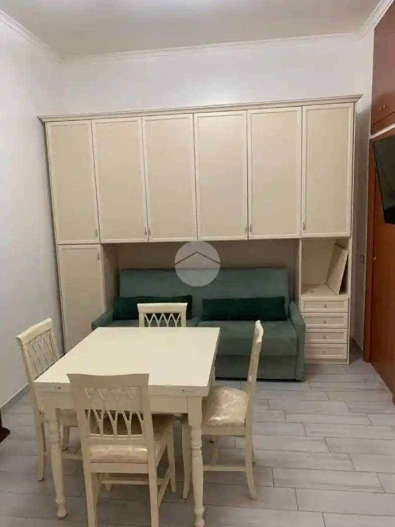 Appartamento in affitto a Napoli