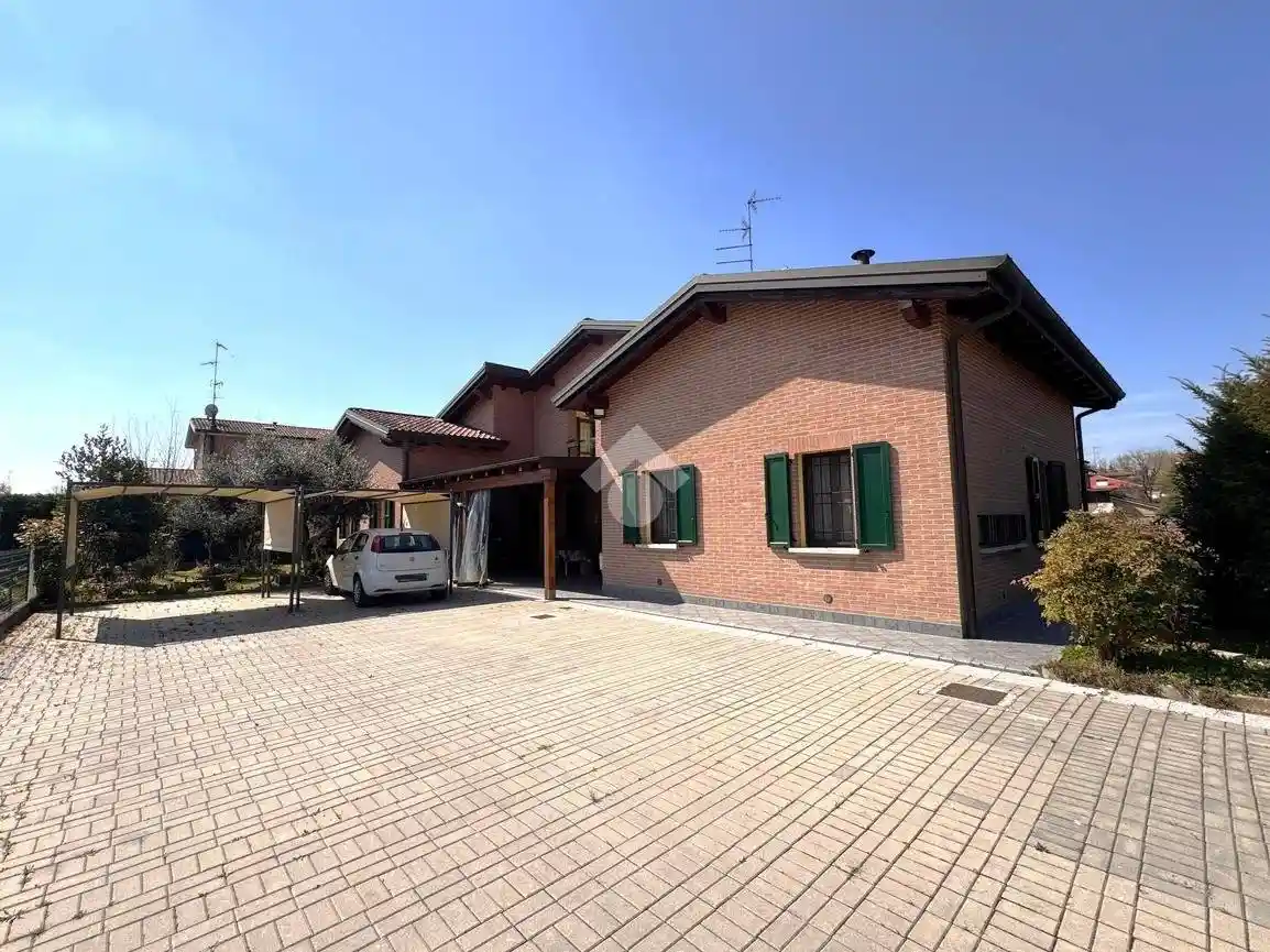 Villa in vendita a San Giovanni in Persiceto