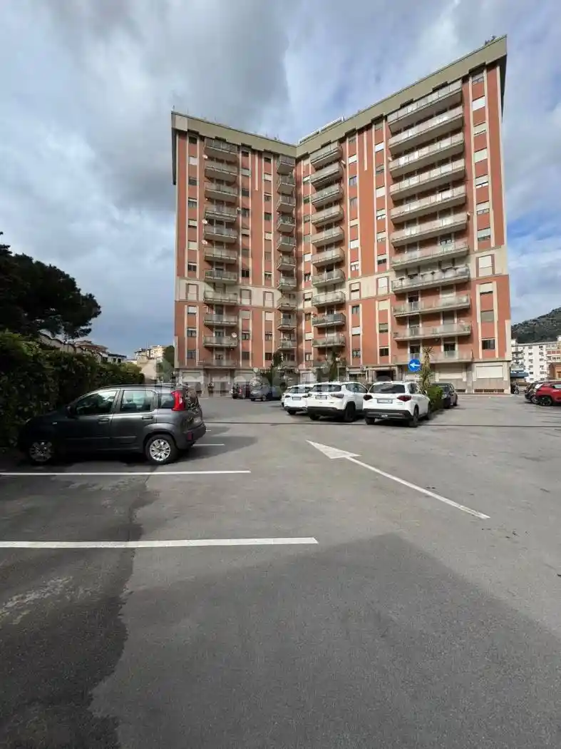 Appartamento in vendita a Palermo