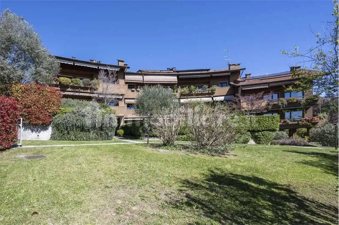 Appartamento in vendita a Varese