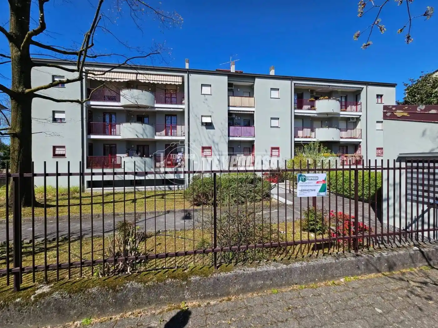 Appartamento in vendita a Villasanta