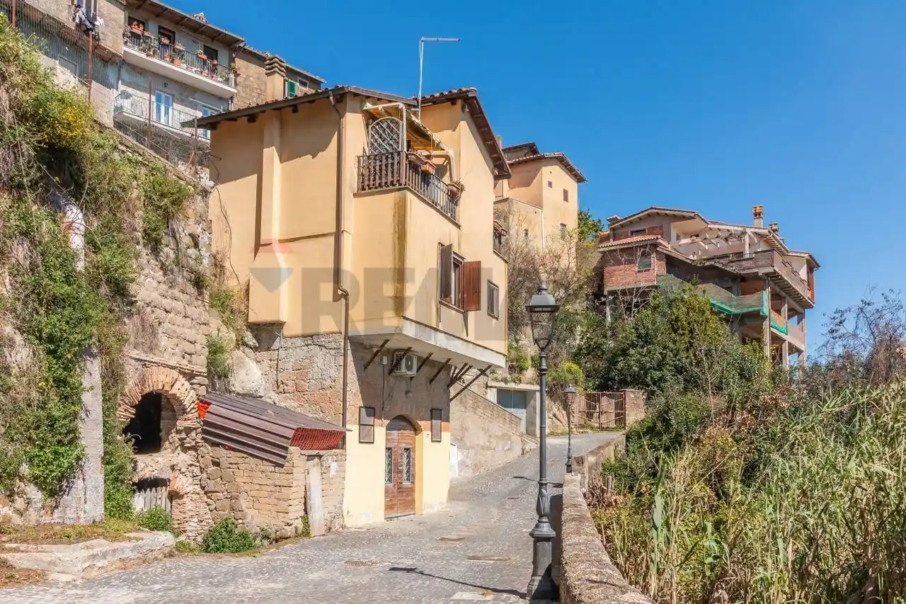 Casa indipendente in vendita a Morlupo