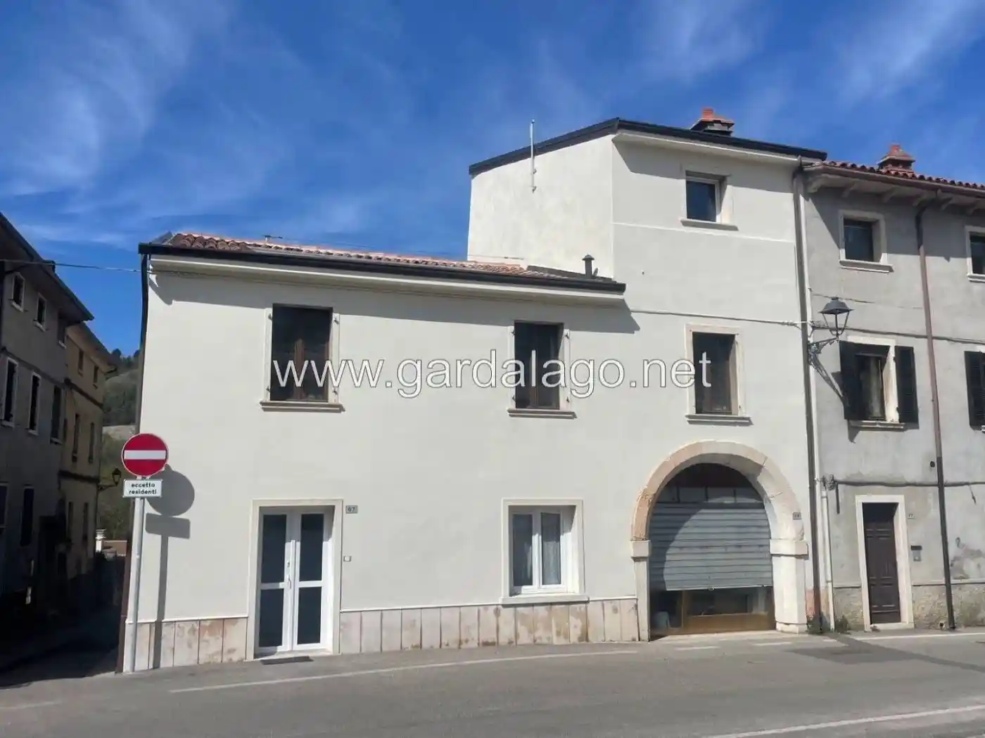 Appartamento in vendita a Dolcè