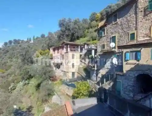 Appartamento in vendita a Camporosso