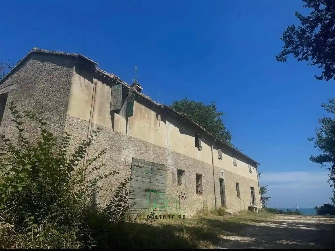 Rustico - Casale in vendita a Fano