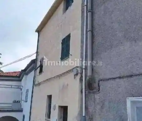 Appartamento in vendita a Giustenice